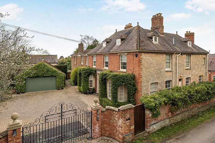 7 Bedroom Detached House For Sale In Kingslea, Kemerton, Tewkesbury, GL20