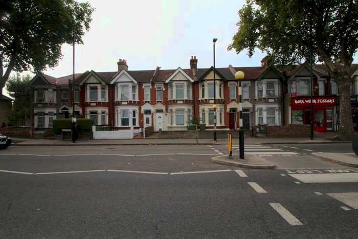 4 Bedroom Terraced House To Rent In High Street South, London, E6