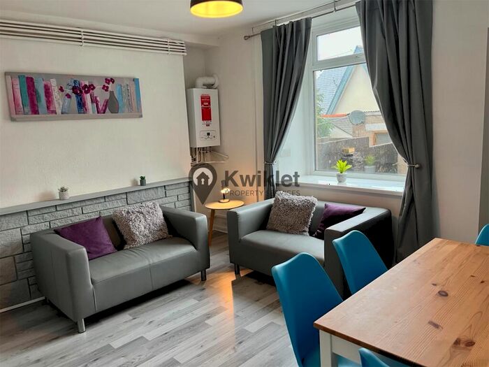 5 Bedroom Terraced House To Rent In Tower Street, Pontypridd, CF37