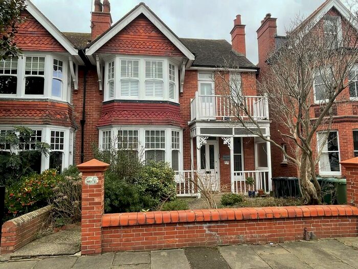 1 Bedroom Apartment To Rent In Pembroke Crescent, Hove, BN3