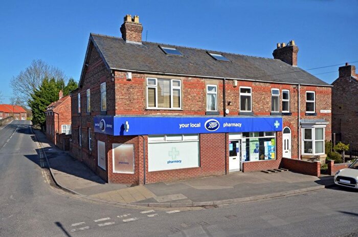 4 Bedroom Flat To Rent In The Village, Strensall, York, YO32