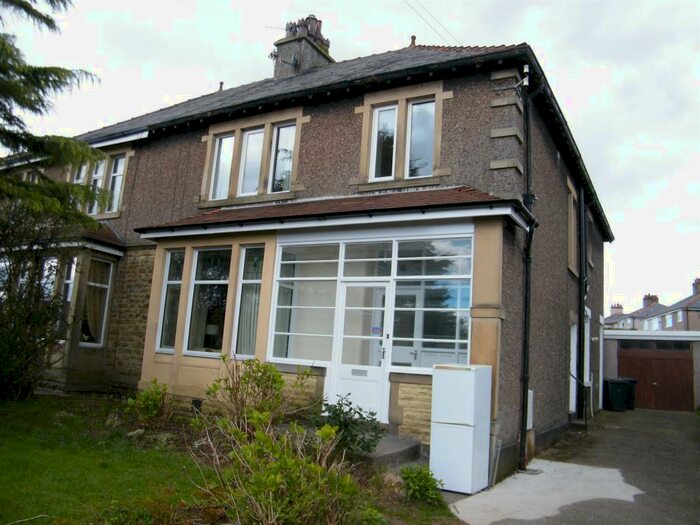 2 Bedroom Flat To Rent In Heysham Road, Heysham, LA3