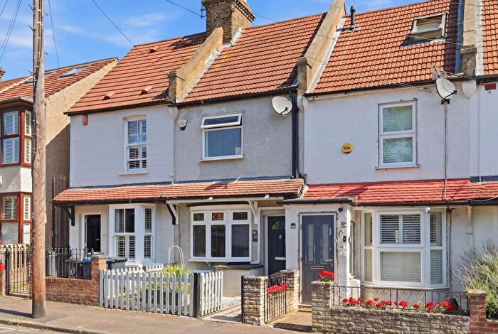 3 Bedroom Terraced House For Sale In Eagle Terrace, Woodford Green, Redbridge, IG8