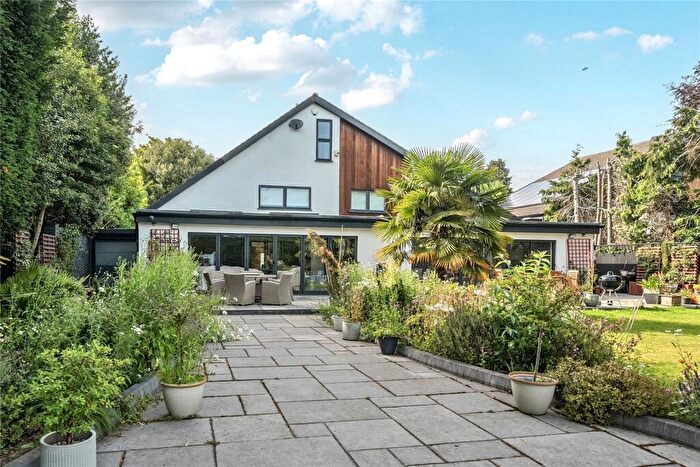 4 Bedroom Detached House For Sale In Chislehurst Road, Bromley, BR1