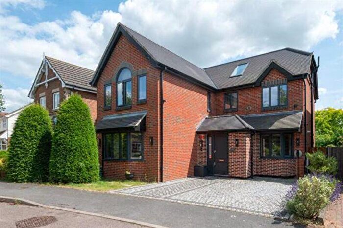 5 Bedroom Detached House For Sale In Nimrod Close, St Albans, AL4