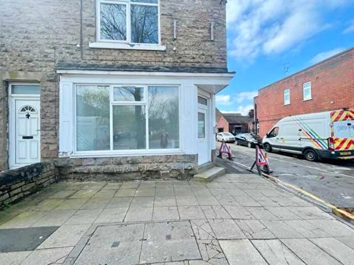 2 Bedroom Flat To Rent In Urban Road, Kirkby In Ashfield, NG17
