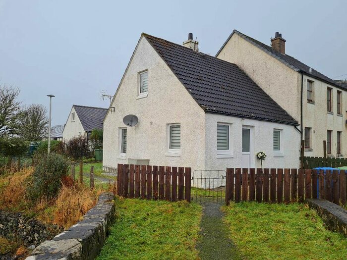 2 Bedroom End Of Terrace House For Sale In Maclean Terrace, Dunvegan IV55