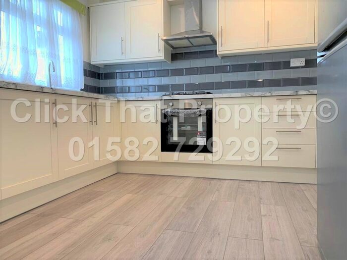 3 Bedroom Terraced House To Rent In Berry Leys, Luton, Bedfordshire, LU3