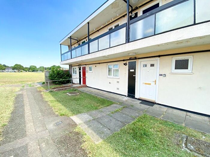 1 Bedroom Flat To Rent In Lucas Court, Waltham Abbey, Essex, EN9