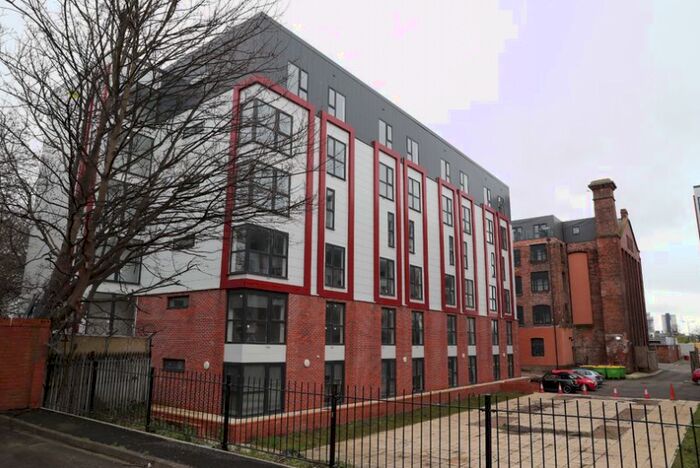 2 Bedroom Flat To Rent In Fox Street, Liverpool, Merseyside, L3