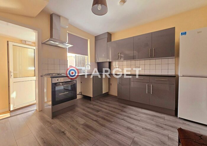 3 Bedroom Terraced House To Rent In Beamish Road, London, N9