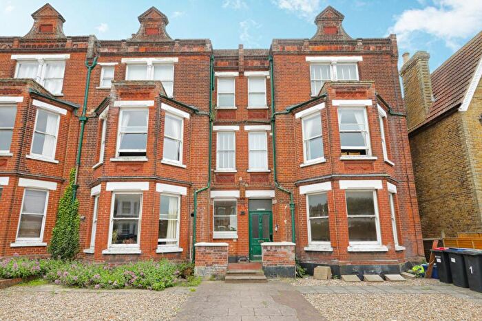 1 Bedroom Flat For Sale In Beltinge Road, Herne Bay, Kent, CT6