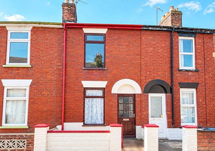 2 Bedroom Terraced House For Sale In Victoria Street, Great Yarmouth, NR30