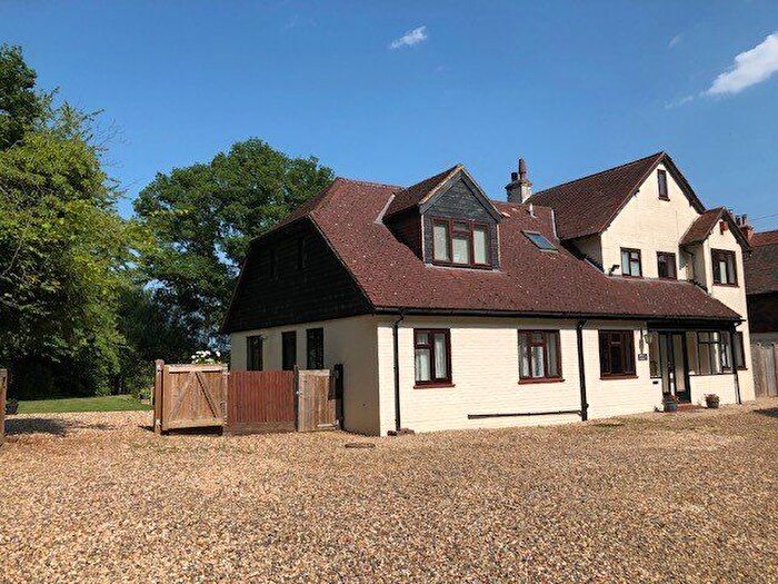 5 Bedroom Detached House For Sale In London Road, Hildenborough, Tonbridge, Kent, TN11