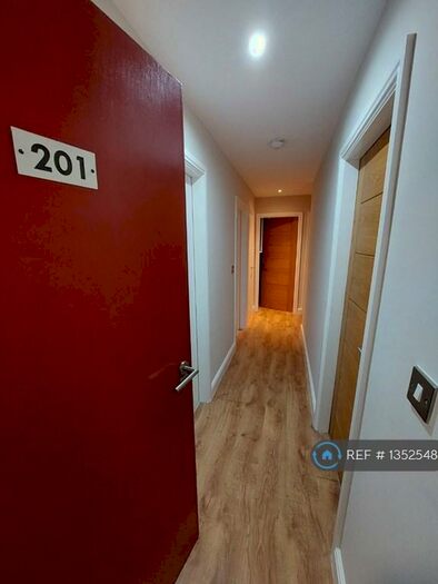 3 Bedroom Flat To Rent In Citrus House, Liverpool, L2