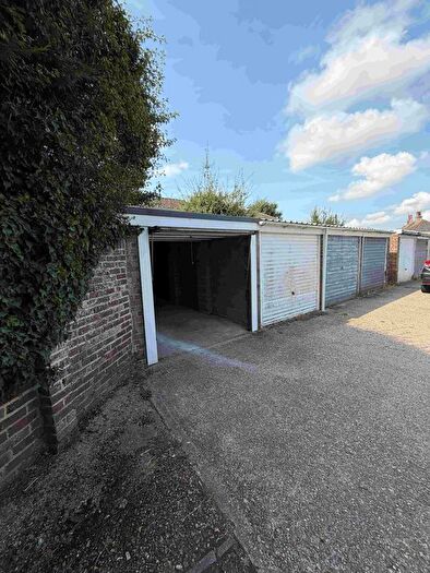 Property For Sale In Saltings Way, Upper Beeding, BN44