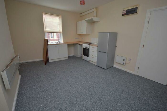 1 Bedroom Flat To Rent In Clough Road, Rotherham, S61