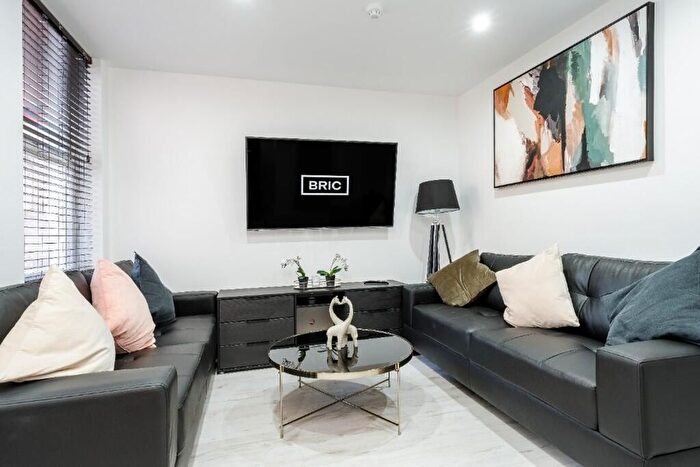 1 Bedroom Semi-Detached House To Rent In Halsbury Road, Liverpool, L6