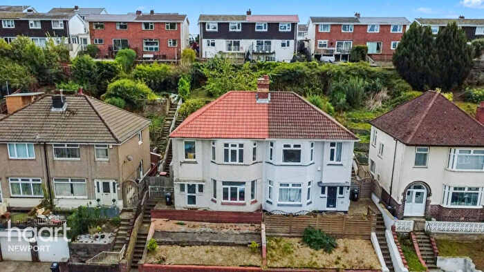 3 Bedroom Semi-Detached House For Sale In East Grove Road, Newport, NP19