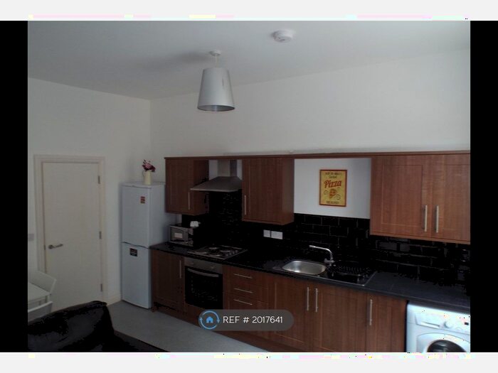 3 Bedroom Maisonette To Rent In Norfolk Street, Sunderland, SR1