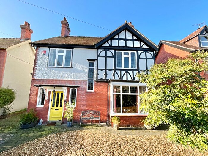 3 Bedroom Detached House For Sale In Alexandra Road, Market Drayton, TF9