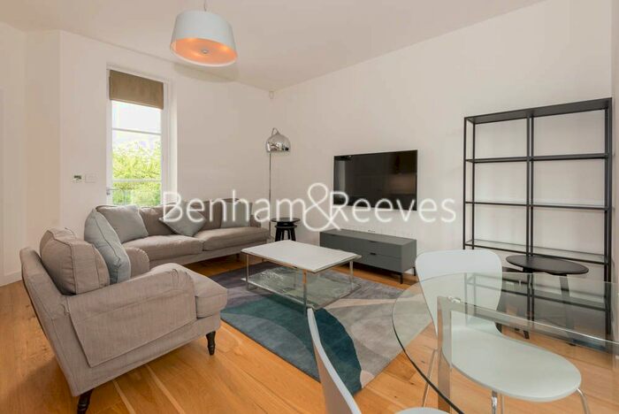 2 Bedroom Flat To Rent In The Mall, Ealing, W5