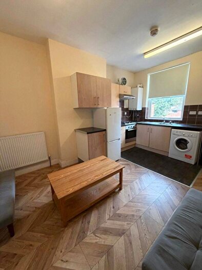 2 Bedroom Apartment To Rent In Carlyle Road, Edgbaston, Birmingham, B16