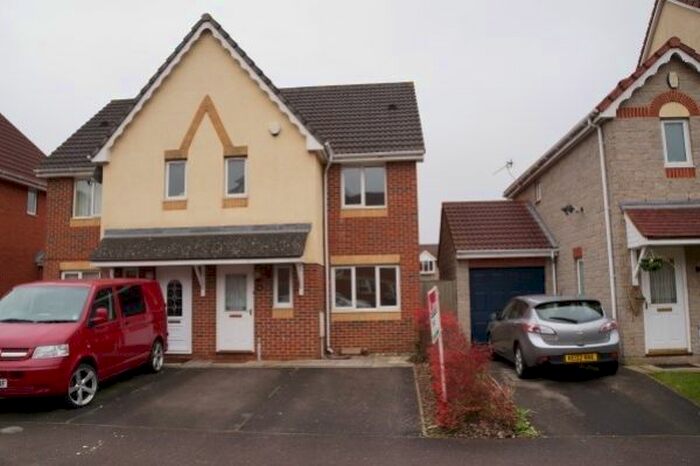 3 Bedroom Semi-Detached House To Rent In Johnson Road, Emersons Green, Bristol BS16