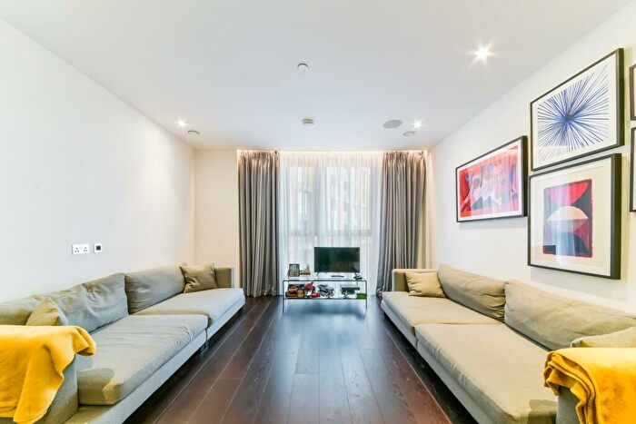 2 Bedroom Flat For Sale In Glacier House, The Residence, Nine Elms, SW11