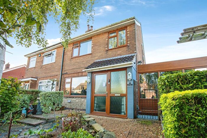 3 Bedroom Semi Detached House For Sale In New Road, Ironville, Nottingham, NG16