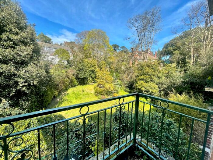 2 Bedroom Apartment To Rent In Woodleigh Court, Branksome Wood Road, BH2