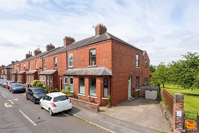 3 Bedroom Property For Sale In Albemarle Road, York, YO23