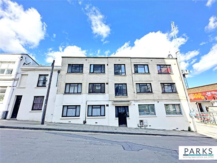 2 Bedroom Apartment To Rent In Cheapside, Brighton, East Sussex, BN1