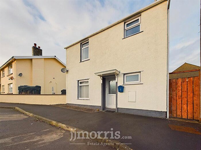 3 Bedroom Detached House For Sale In Maes Y Bryn, Llandissilio, Clynderwen, SA66