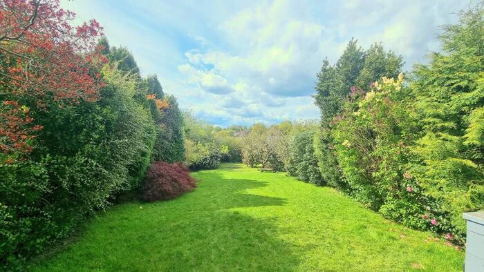 4 Bedroom Detached House For Sale In Gravelye Lane, Lindfield, RH16