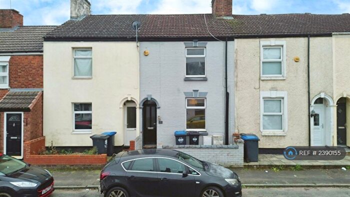 2 Bedroom Terraced House To Rent In Victoria Street, Rugby, CV21