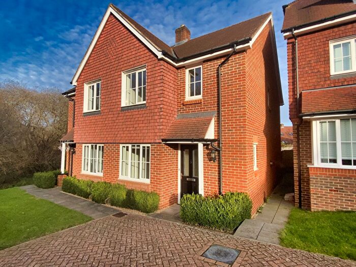 2 Bedroom Semi-Detached House To Rent In Old Common Way, Uckfield, TN22