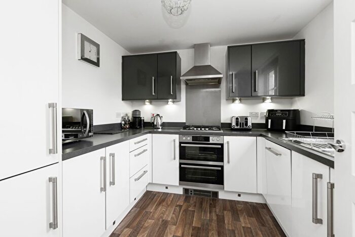 3 Bedroom Terraced House For Sale In Kirklands Park Street, Kirkliston, EH29