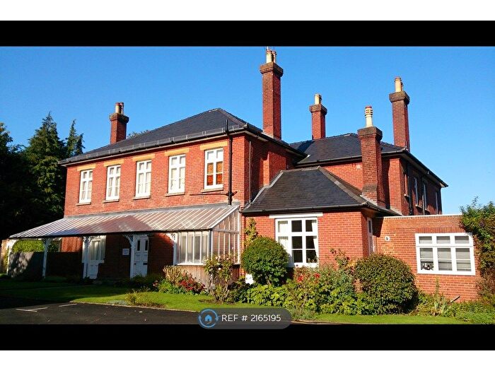 2 Bedroom Flat To Rent In West Road, Guildford, GU1