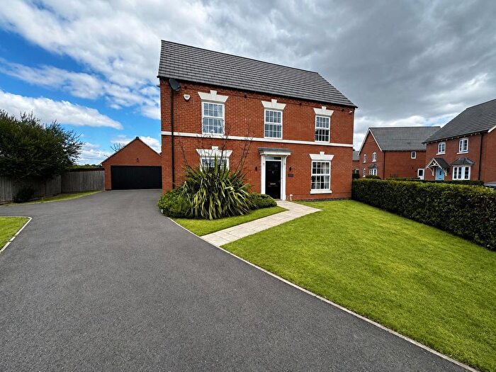 4 Bedroom Detached House For Sale In Russett Avenue, Nuneaton, CV11