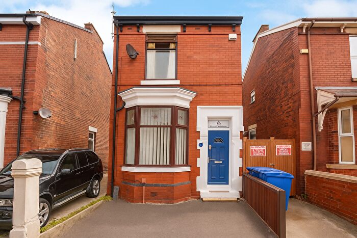 4 Bedroom Detached House For Sale In Waterloo Road, Ashton-On-Ribble, PR2