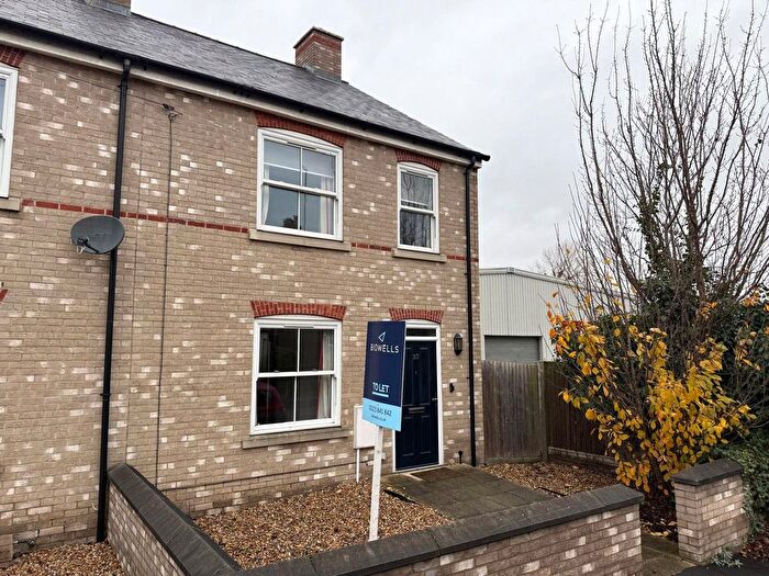 3 Bedroom Terraced House To Rent In Ditton Walk, Cambridge, CB5