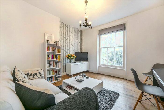 1 Bedroom Flat To Rent In Bartholomew Road, Kentish Town, London, NW5