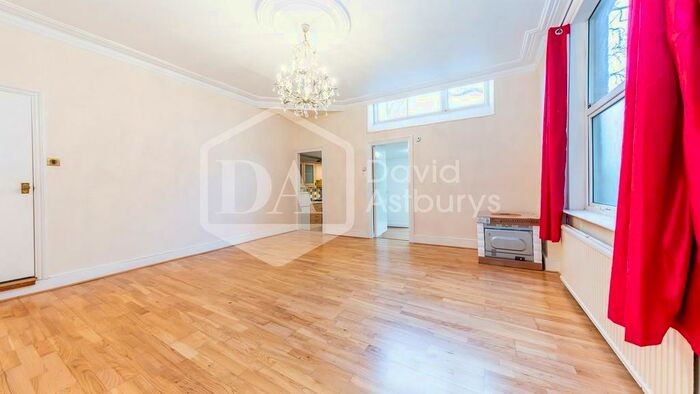 1 Bedroom Apartment To Rent In Queens Avenue, Muswell Hill, London, N10