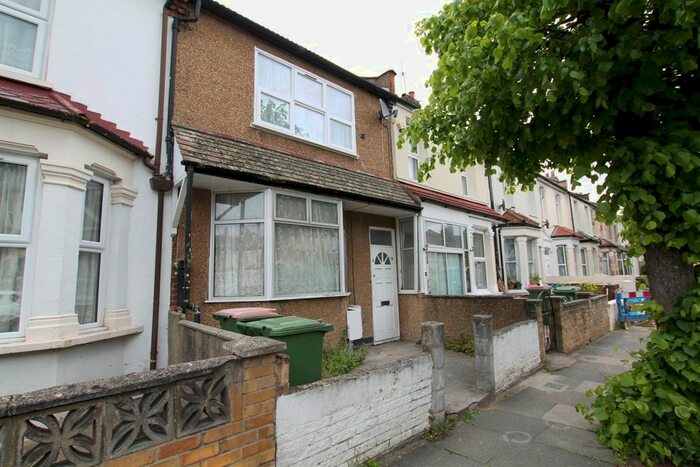 1 Bedroom Flat To Rent In Halley Road, London, E12