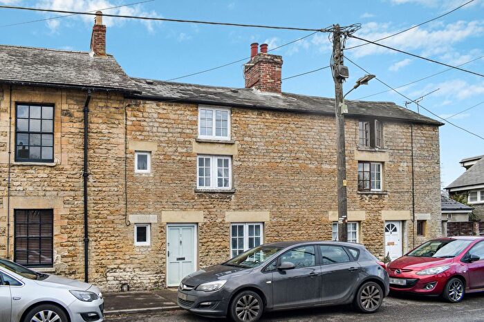 3 Bedroom Cottage To Rent In Church Street, Kidlington, OX5