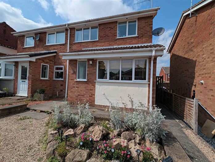 2 Bedroom Semi Detached House For Sale In Partridge Drive, Swadlincote, DE11