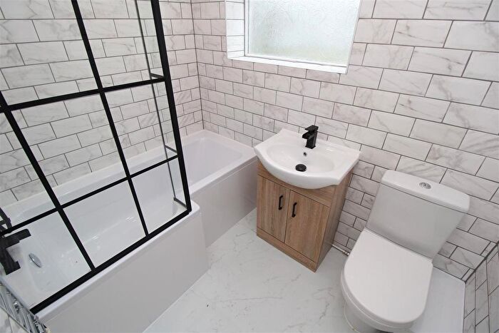 3 Bedroom Terraced House To Rent In Jamesville, Cwmcarn, Newport, NP11