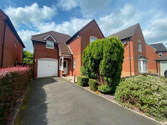 3 Bedroom House To Rent In Gleneagles Drive, Chorley, PR7