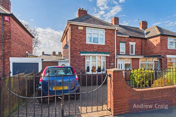 3 Bedroom Semi Detached House For Sale In Sunderland Road, South Shields, NE34